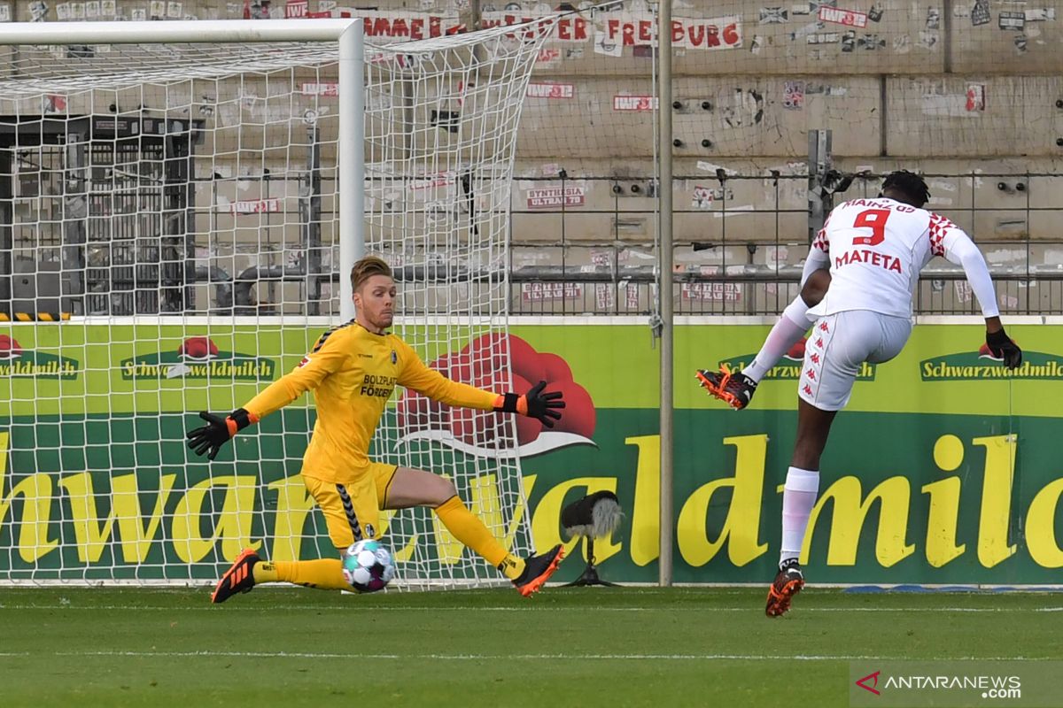 Hattrick Mateta bawa Mainz raih kemenangan perdana musim ini