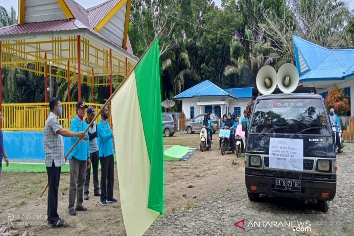 Keliling desa, PPK Batahan sosialisasi Pilkada