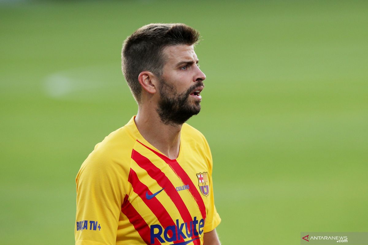 Pique dan Roberto absen untuk Barca