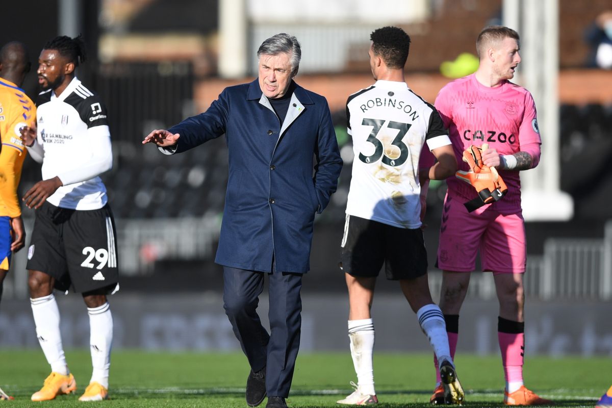 Carlo Ancelotti ingin Everton tambal pertahanannya yang bocor