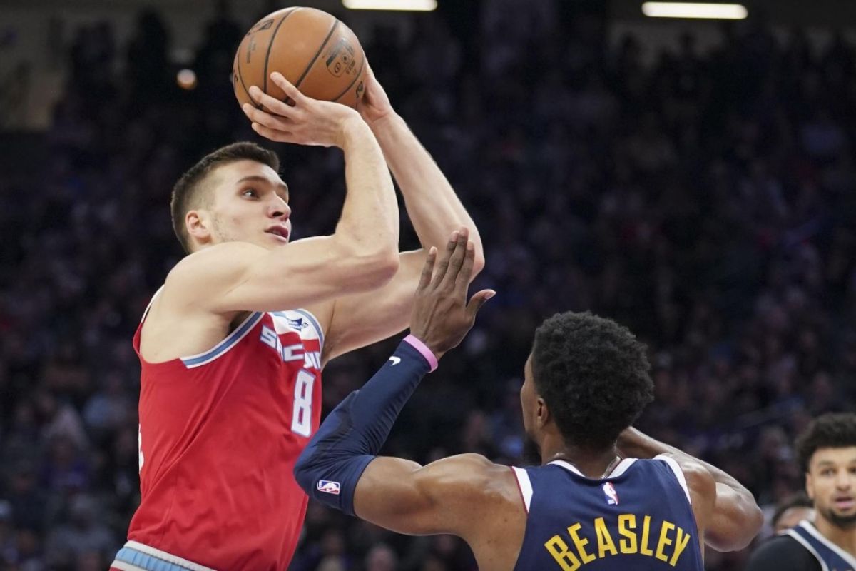 Bogdanovic mendapatkan tawaran kontrak 72 juta dolar dari Hawks