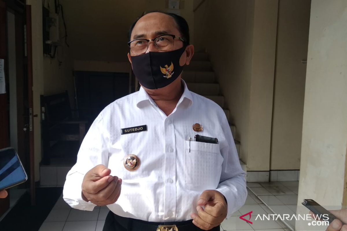 Pemkab Kulon Progo menutup tiga kantor layanan publik akibat COVID-19