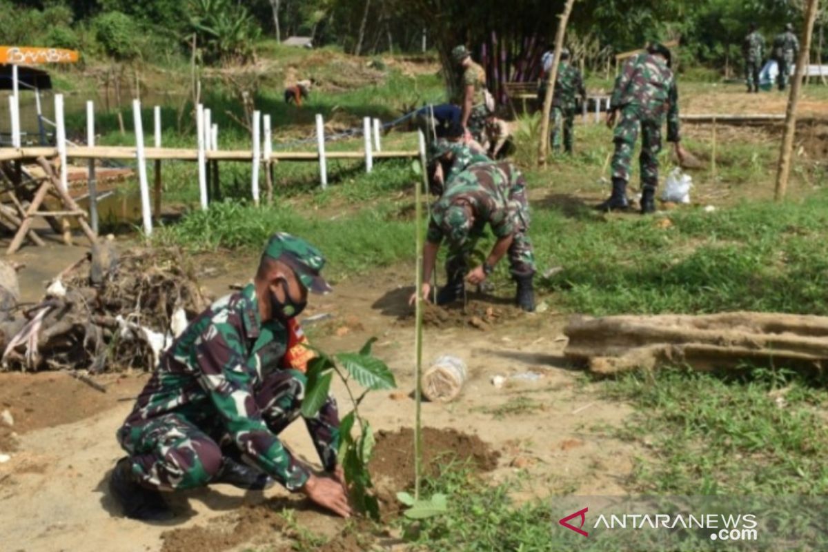 Military planting 200 trees at HST's natural attractions