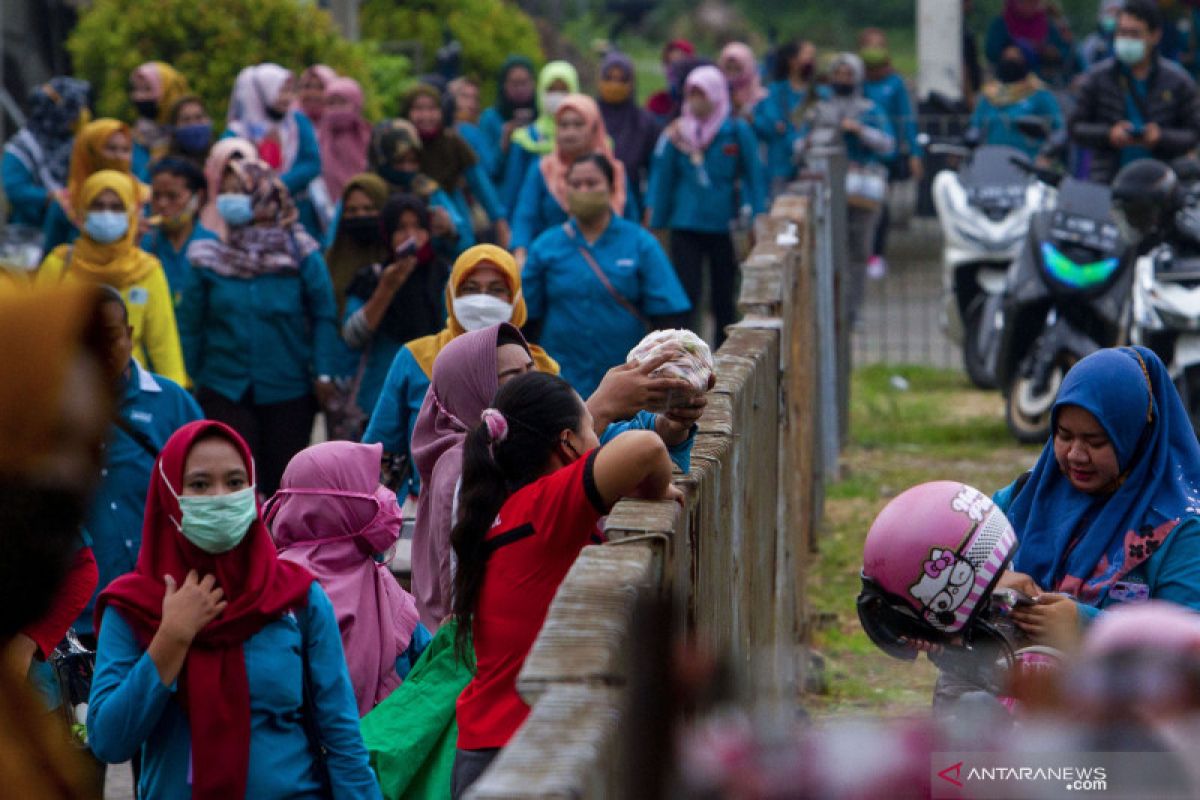 Pemerintah genjot sosialisasi UU Cipta Kerja bahas aturan turunan