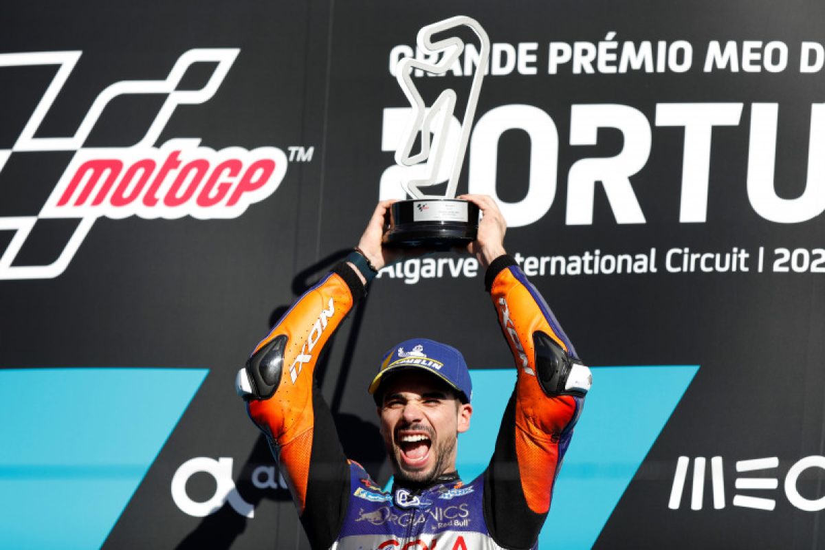 Kemenangan MotoGP seri Portugal terasa spesial bagi Oliveira