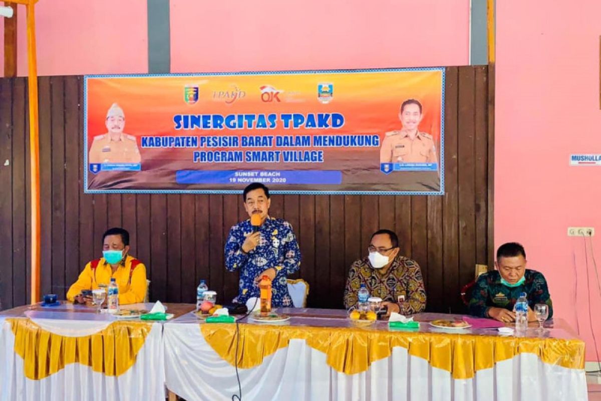 Pj Bupati Pesisir Barat hadiri acara sosialisasi TPAKD