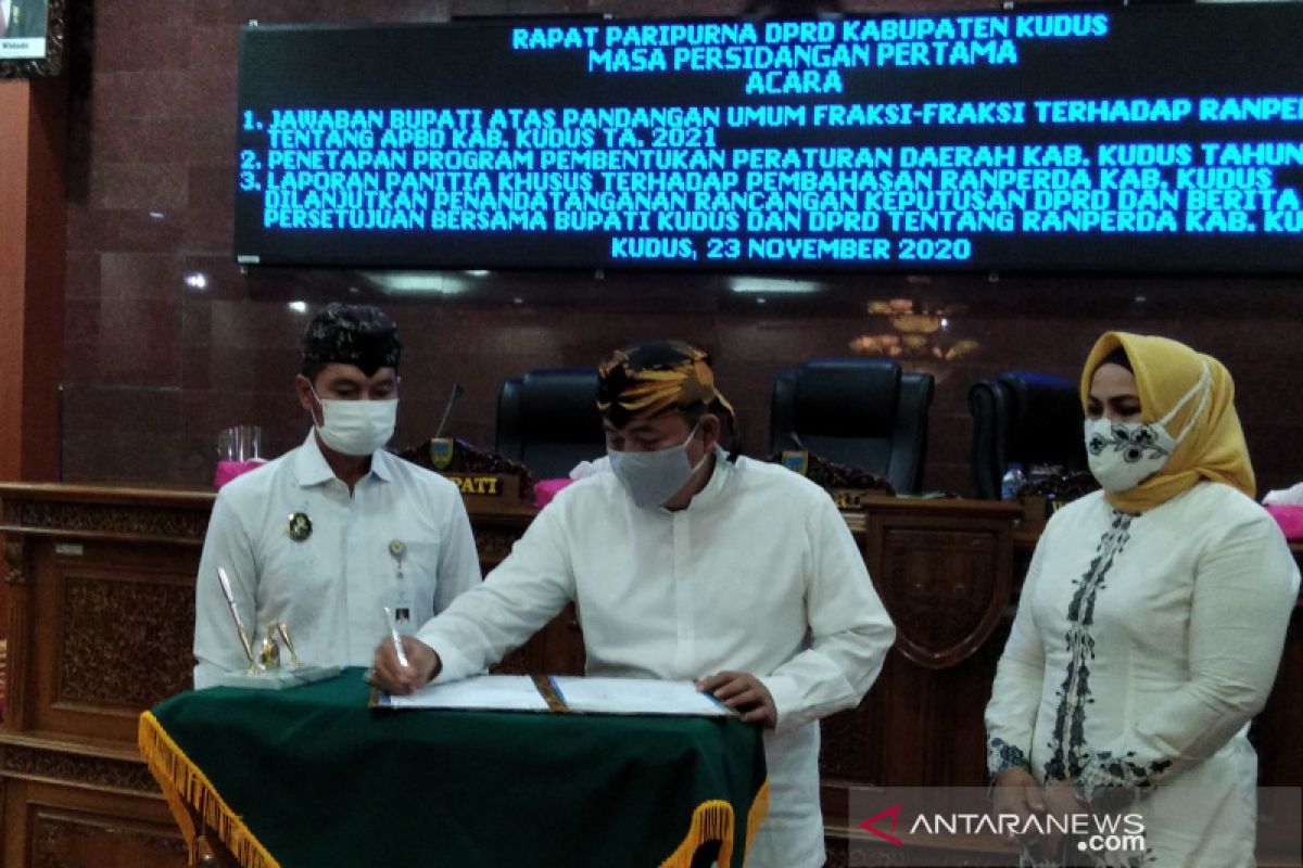 DPRD Kudus setujui 19 ranperda jadi perda