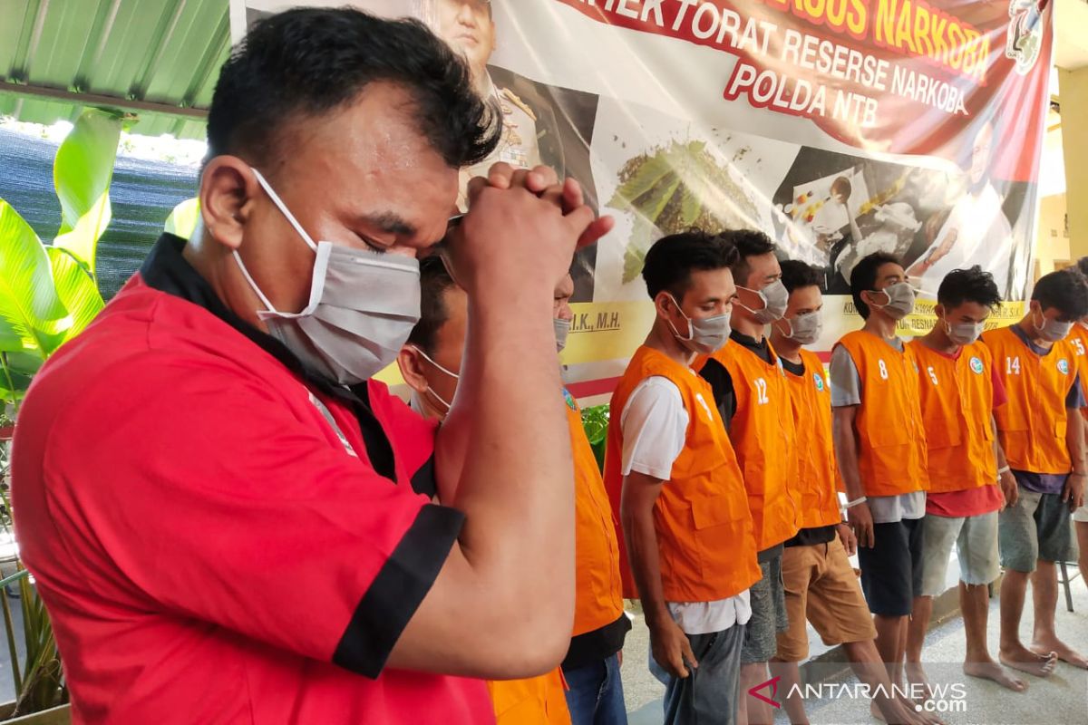 Seorang Ustad jadi pengelola rumah produksi sabu dan dijanjikan upah Rp100 juta