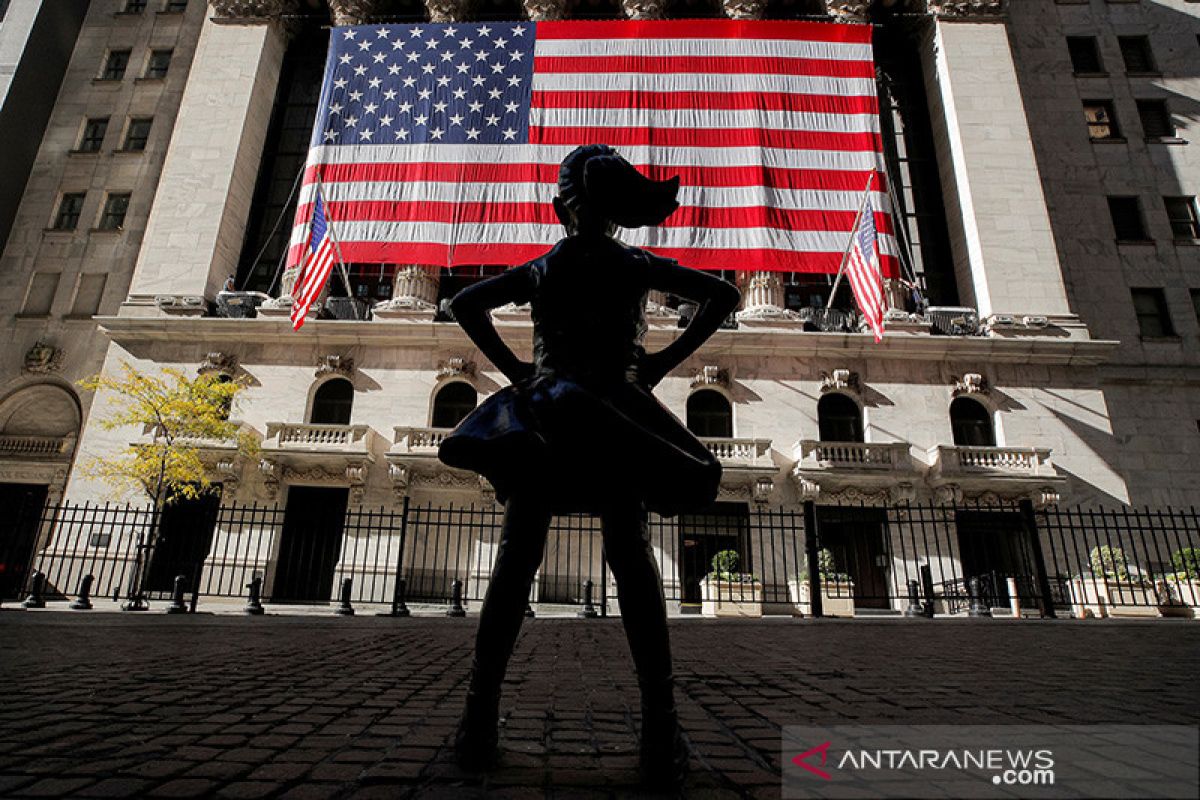 Wall Street dibuka menguat, perpanjang kenaikan