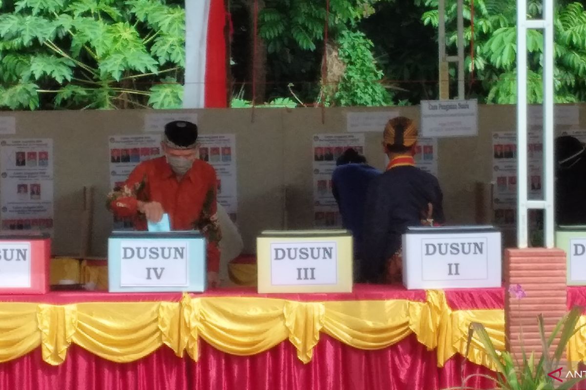 Warga Liang Anggang gelar pemilihan anggota BPD