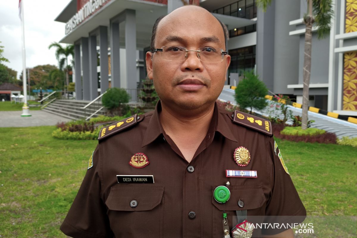 Kejati NTB menahan tersangka korupsi PNBP Asrama Haji Lombok