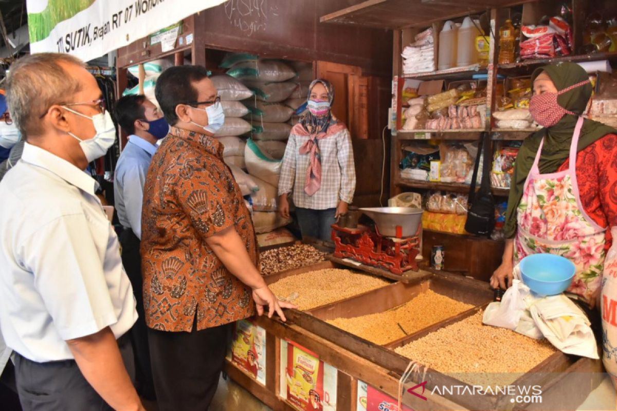 Ketersediaan kebutuhan pokok di Bantul cukup sampai Natal