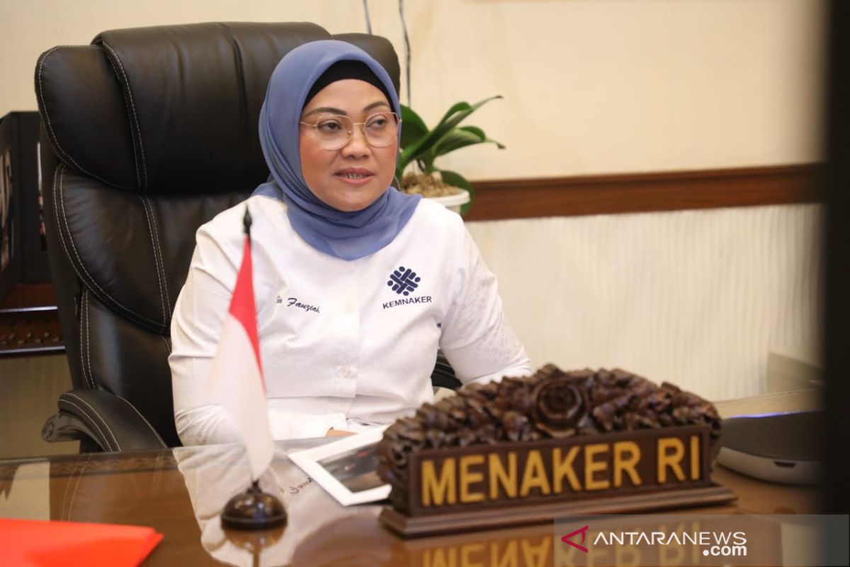 Menteri Ida Fauziyah positif COVID-19 dengan kondisi fisik yang sehat