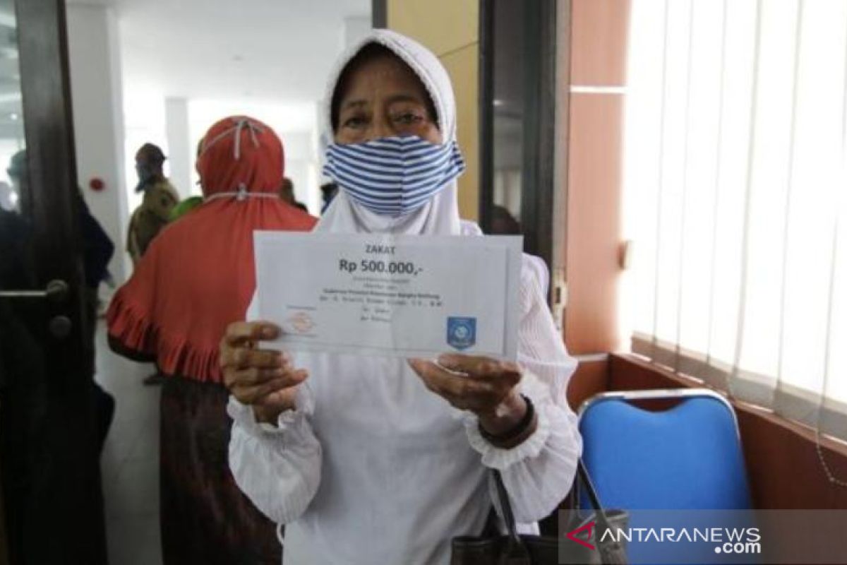 250 janda lansia di Pulau Belitung terima bantuan sosial
