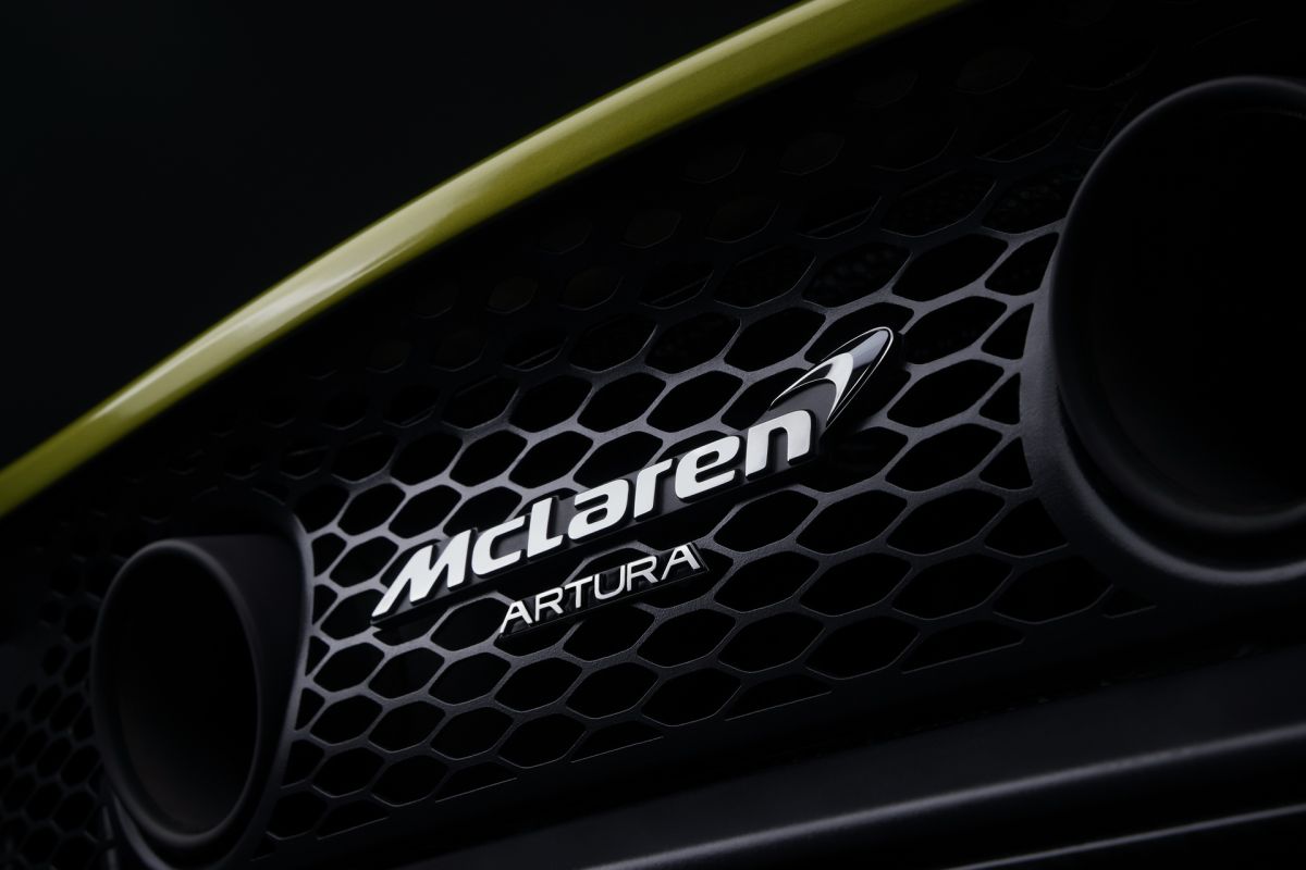 McLaren Artura hybrid segera dijual secara resmi