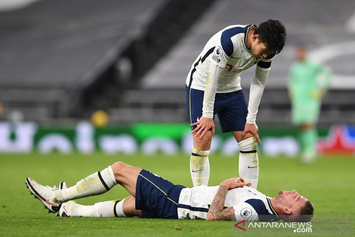 Liga Inggris - Tottenham terancam kehilangan Toby empat pekan, cedera pangkal paha