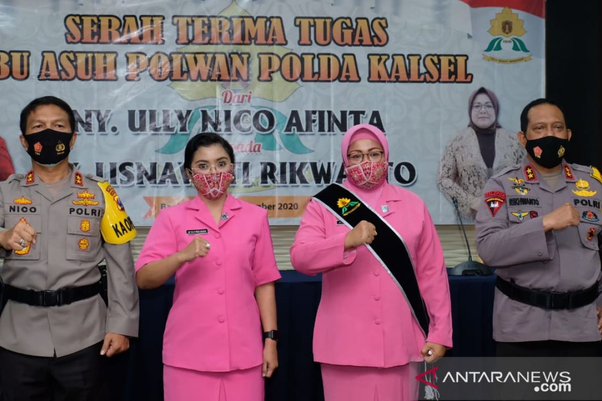 Pengukuhan Ibu Asuh Polwan Polda Kalsel