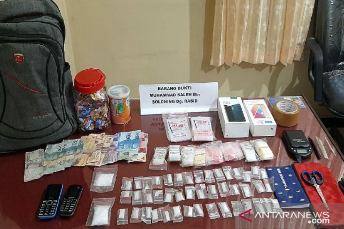 Polisi tangkap seorang pengedar narkoba asal Makassar