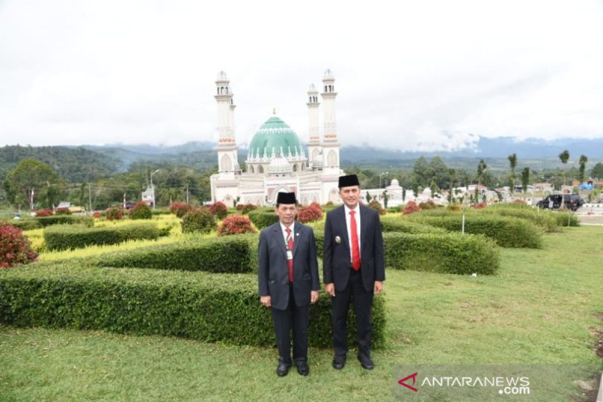 Wakil Gubernur Sumut puji keindahan Masjid Agung komplek Perkantoran Pemkab Tapsel