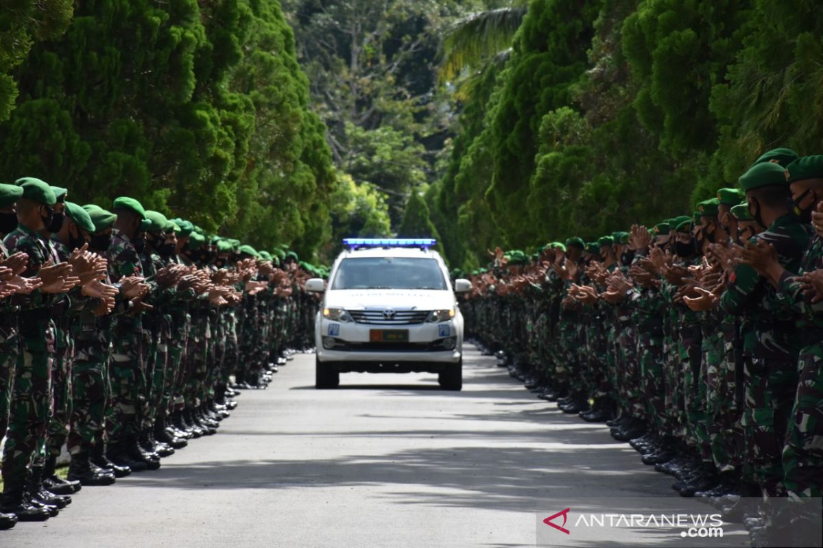 Wadan Pussenif Kodiklat TNI AD Kunjungi Yonif 611/Awl