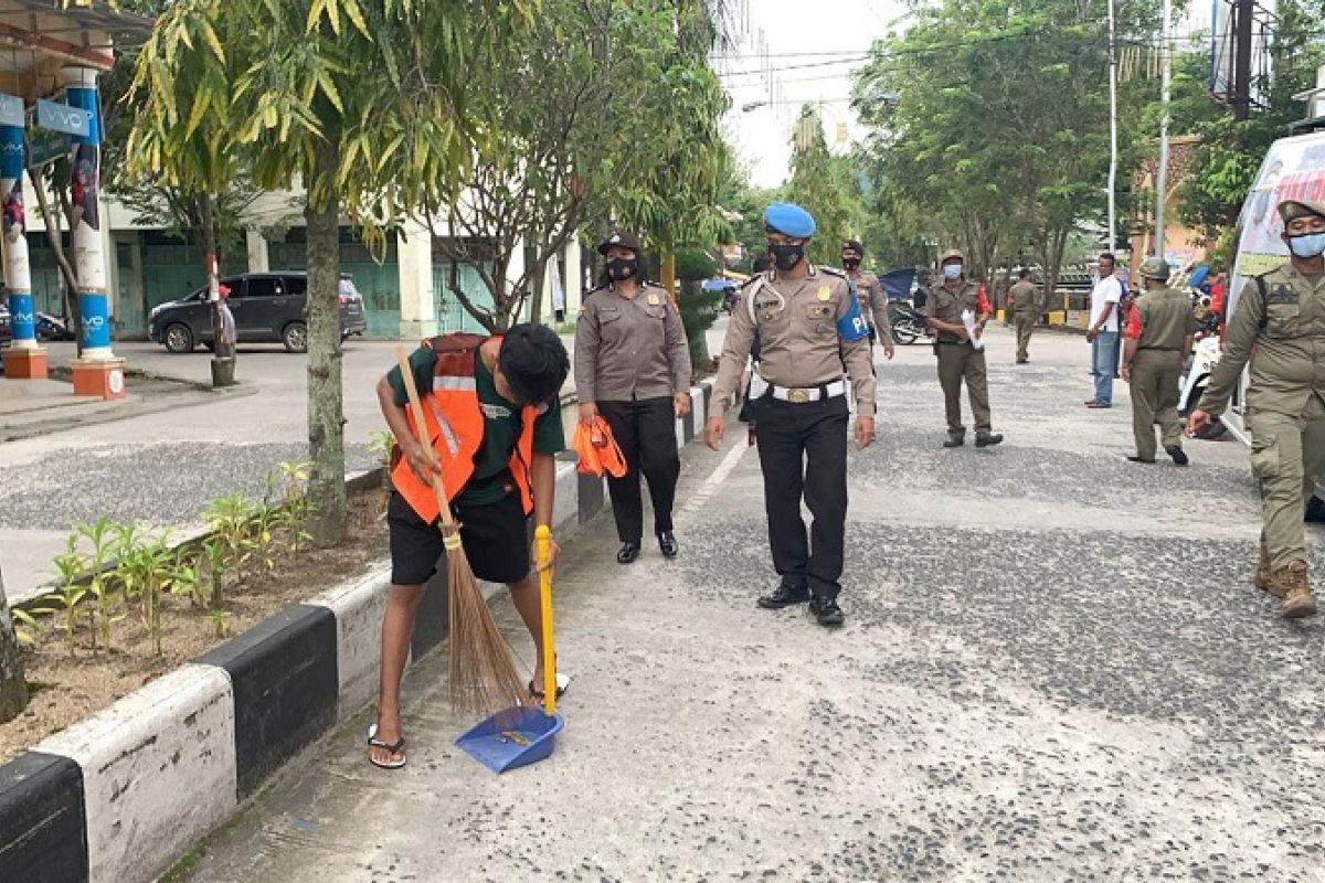 Ini hukuman bagi warga Sibolga yang tidak patuh prokes COVID-19