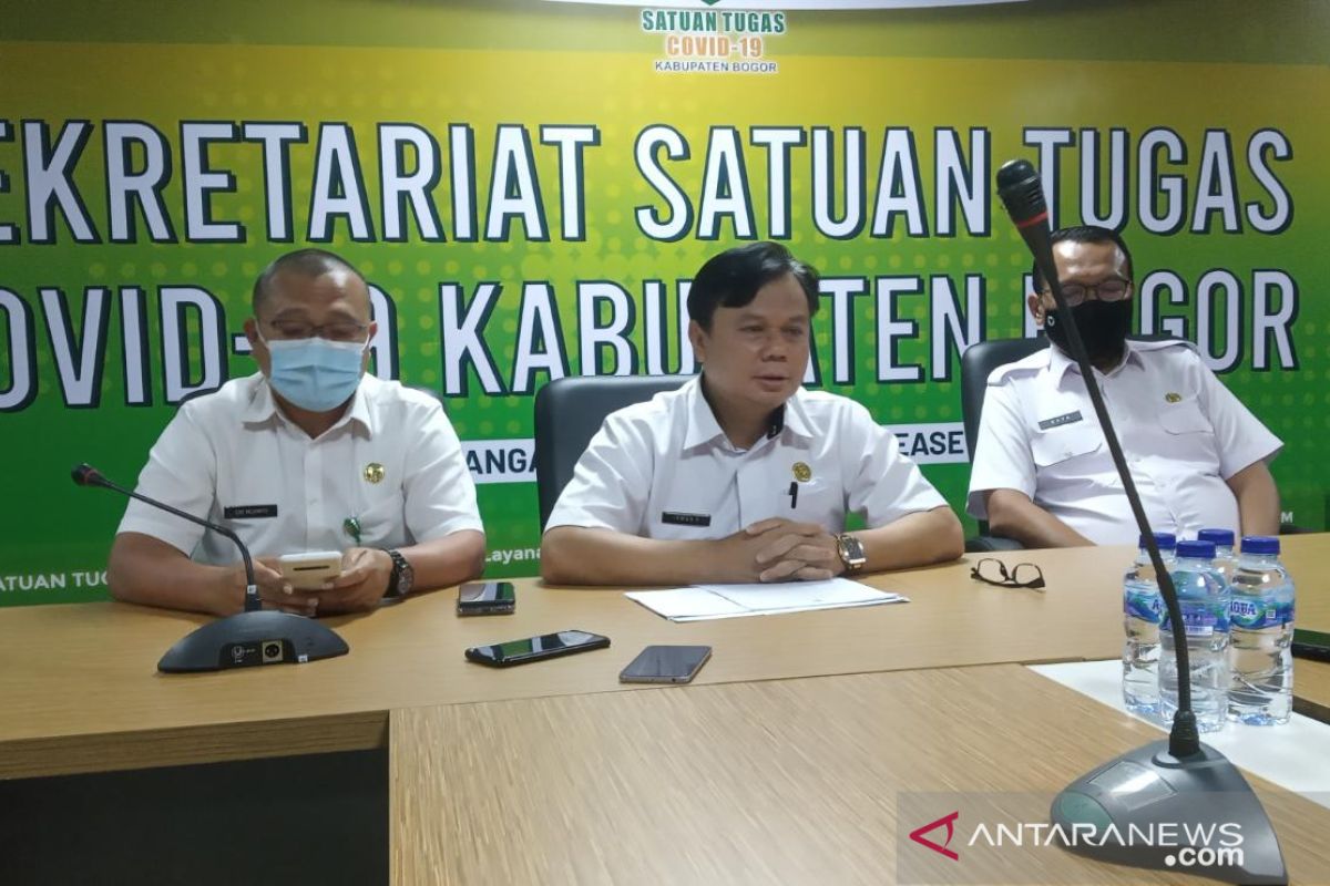 Jam operasional pusat keramaian dilonggarkan saat PSBB pra-AKB tahap enam (video)