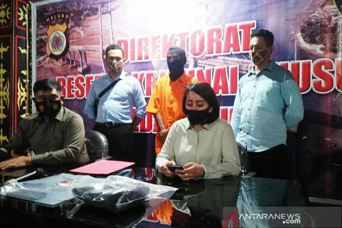 Pelapor Direktur Krimum Polda Maluku ke Propam Polri berstatus tersangka