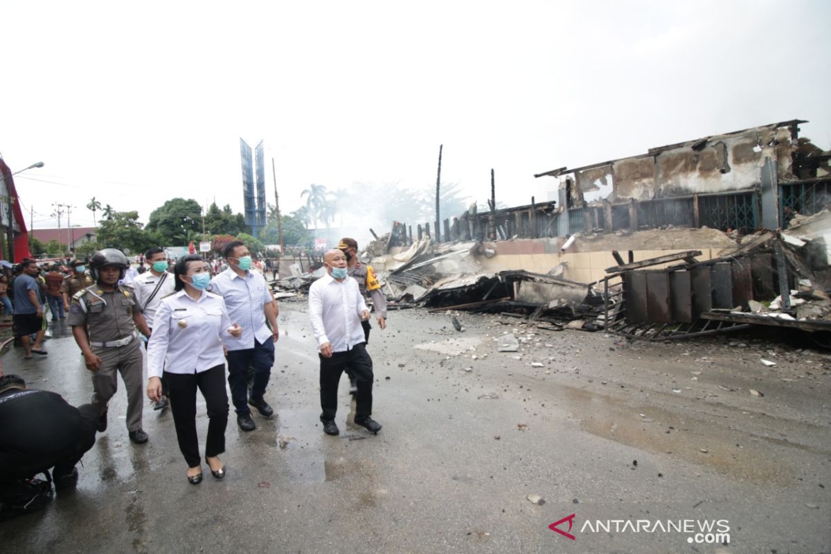 24 ruko terbakar di pasar kawasan Terminal Ngabang