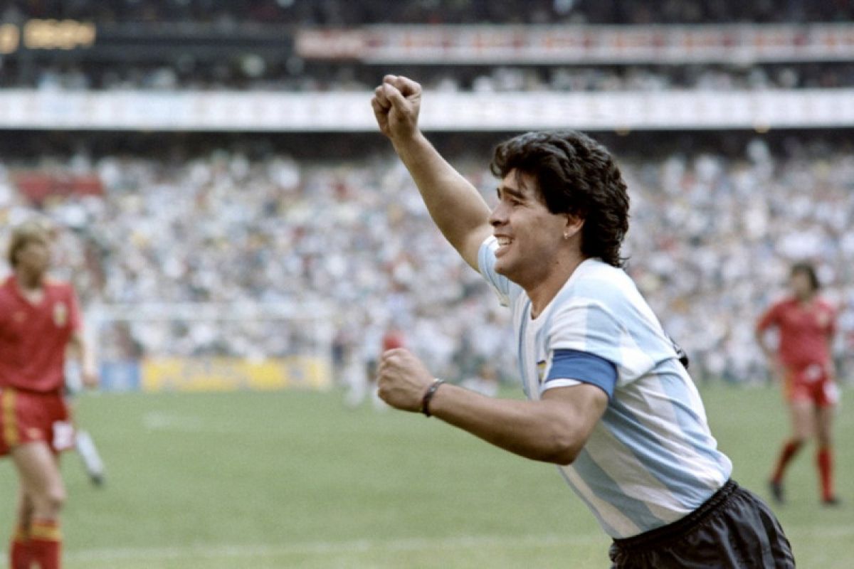 Status kultus Diego Maradona jauh melampaui lapangan sepak bola