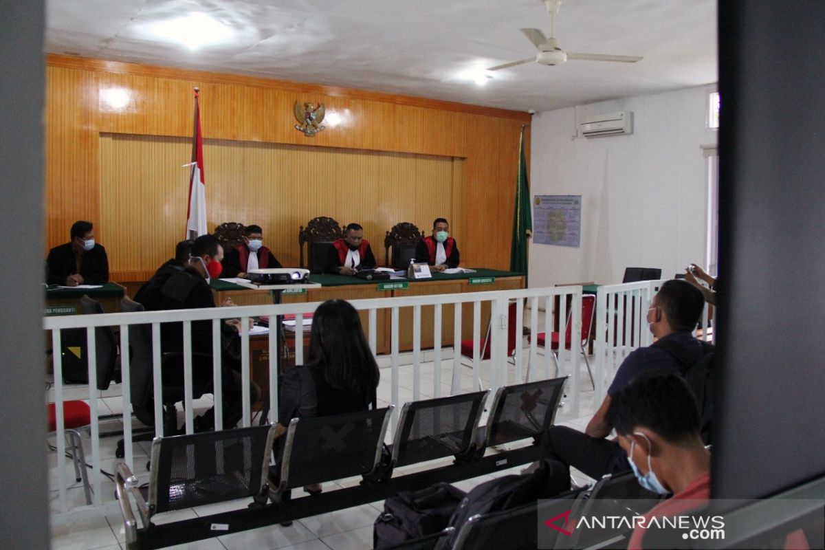 Hakim gugurkan tuntutan terhadap almarhum Eko Suharjo