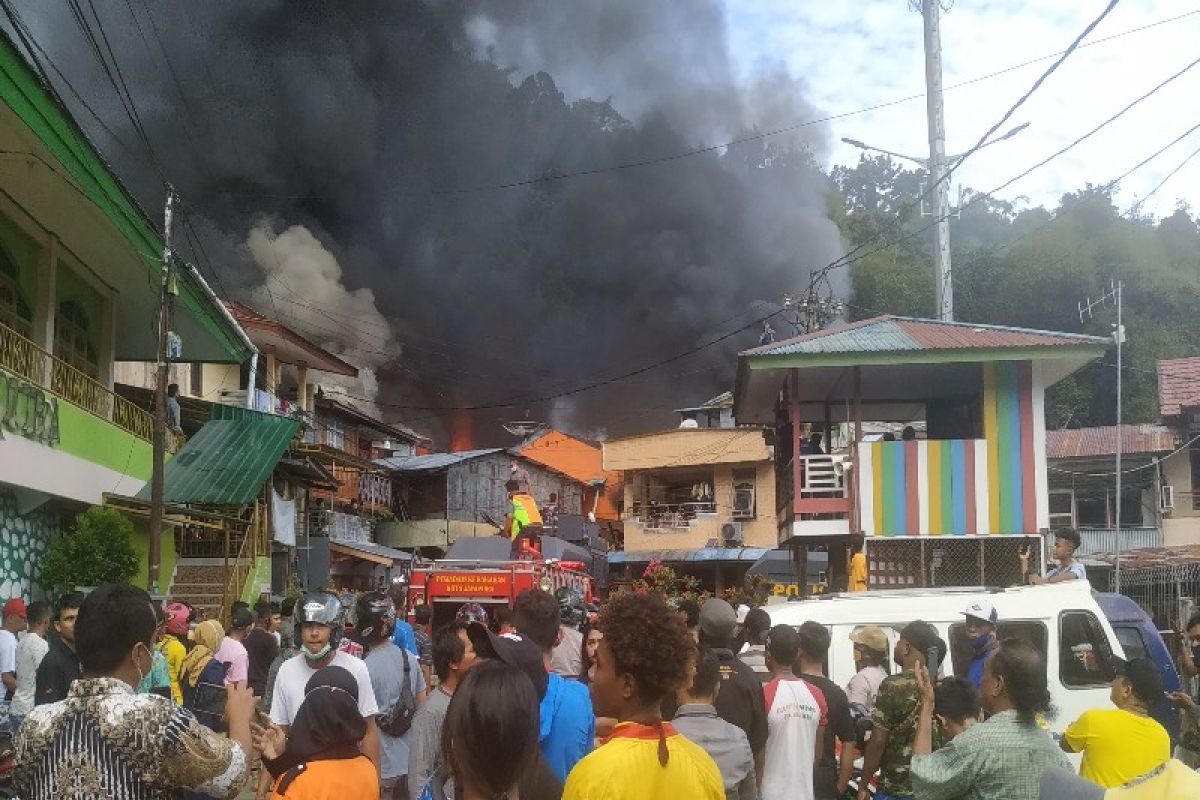 500 displaced after fire razes 55 houses in Jayapura