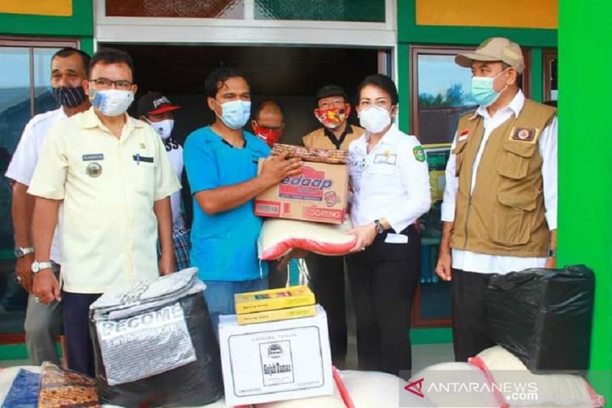 Pemkot Singkawang bantu korban angin puting beliung