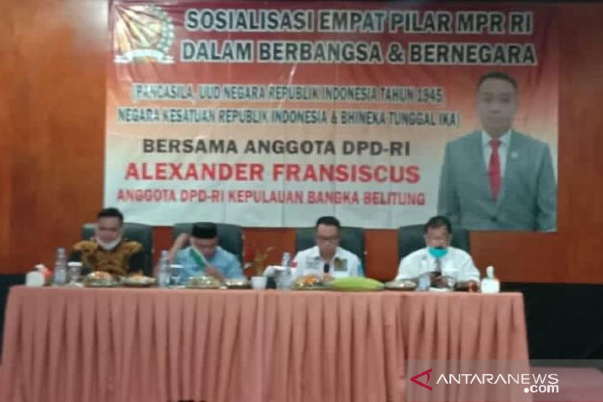 Anggota DPD RI sosialisasikan Empat Pilar MPR di Pangkalpinang