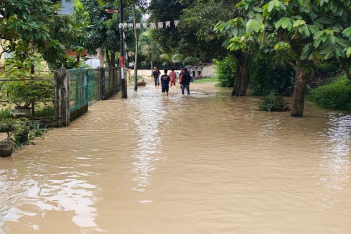 3.122 kepala keluarga di Kota Tebing Tinggi Sumut terdampak banjir