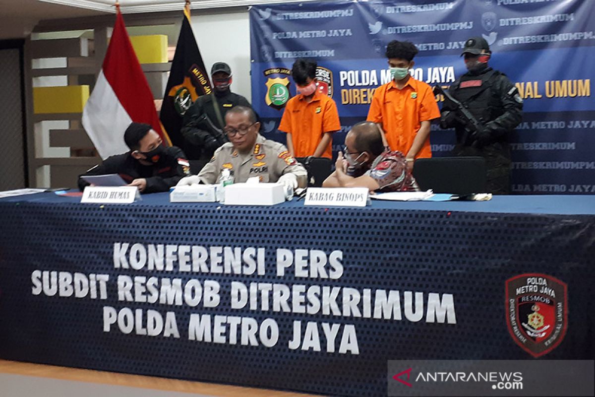 Polisi tembak begal ponsel