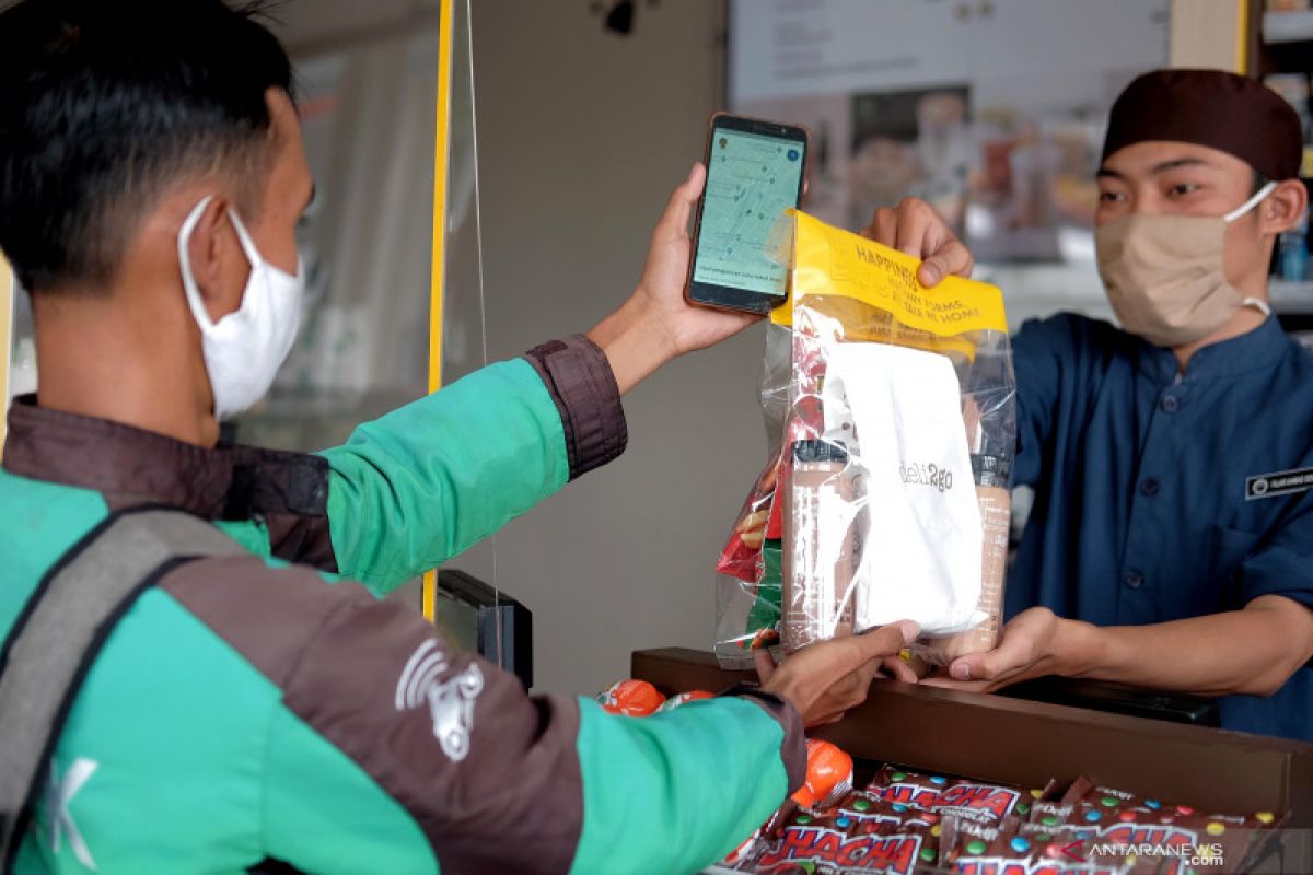 Gojek - Shell Retail Indonesia perkuat pelayanan digital