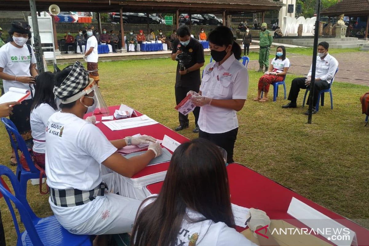 Bawaslu Karangasem harapkan TPS jangan di areal pura