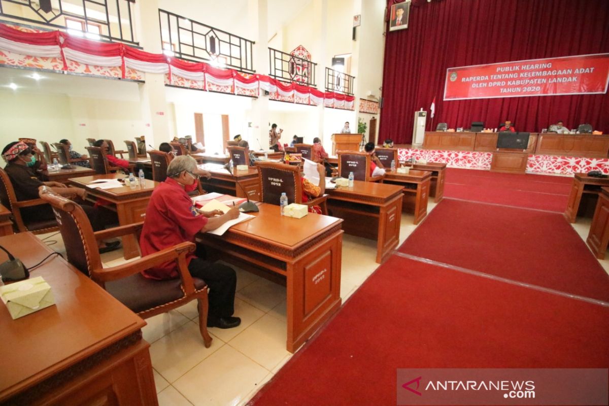 Kabupaten Landak bahas Raperda Kelembagaan Adat