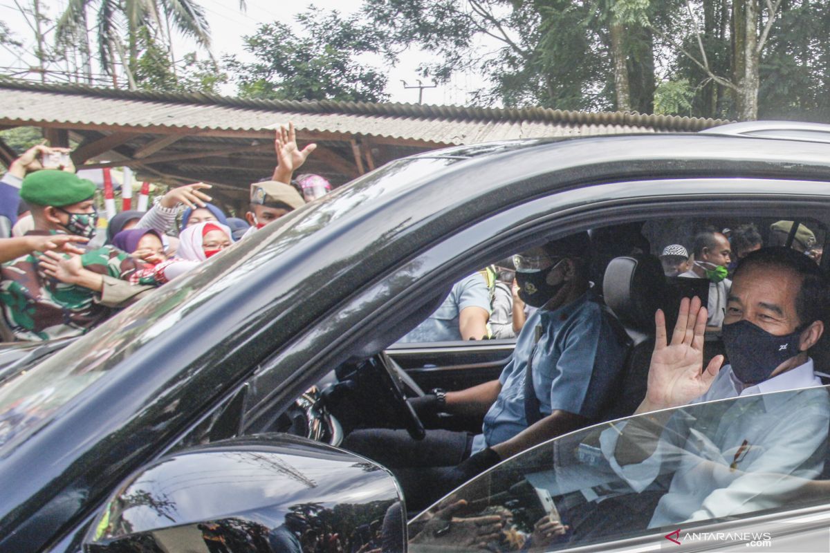 Jokowi menegaskan perlunya reformasi terhadap ekosistem pengiriman pekerja migran