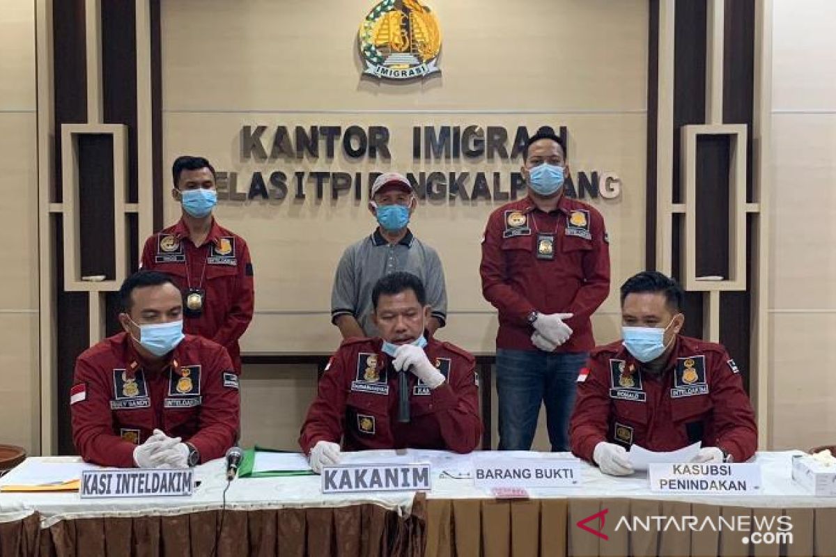 Kantor Imigrasi Pangkalpinang deportasi WNA asal Malaysia