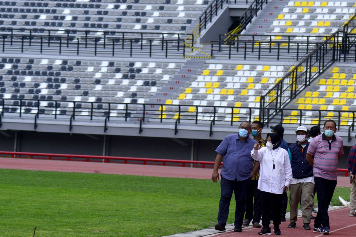 Renovasi luar stadion GBT Surabaya dikebut