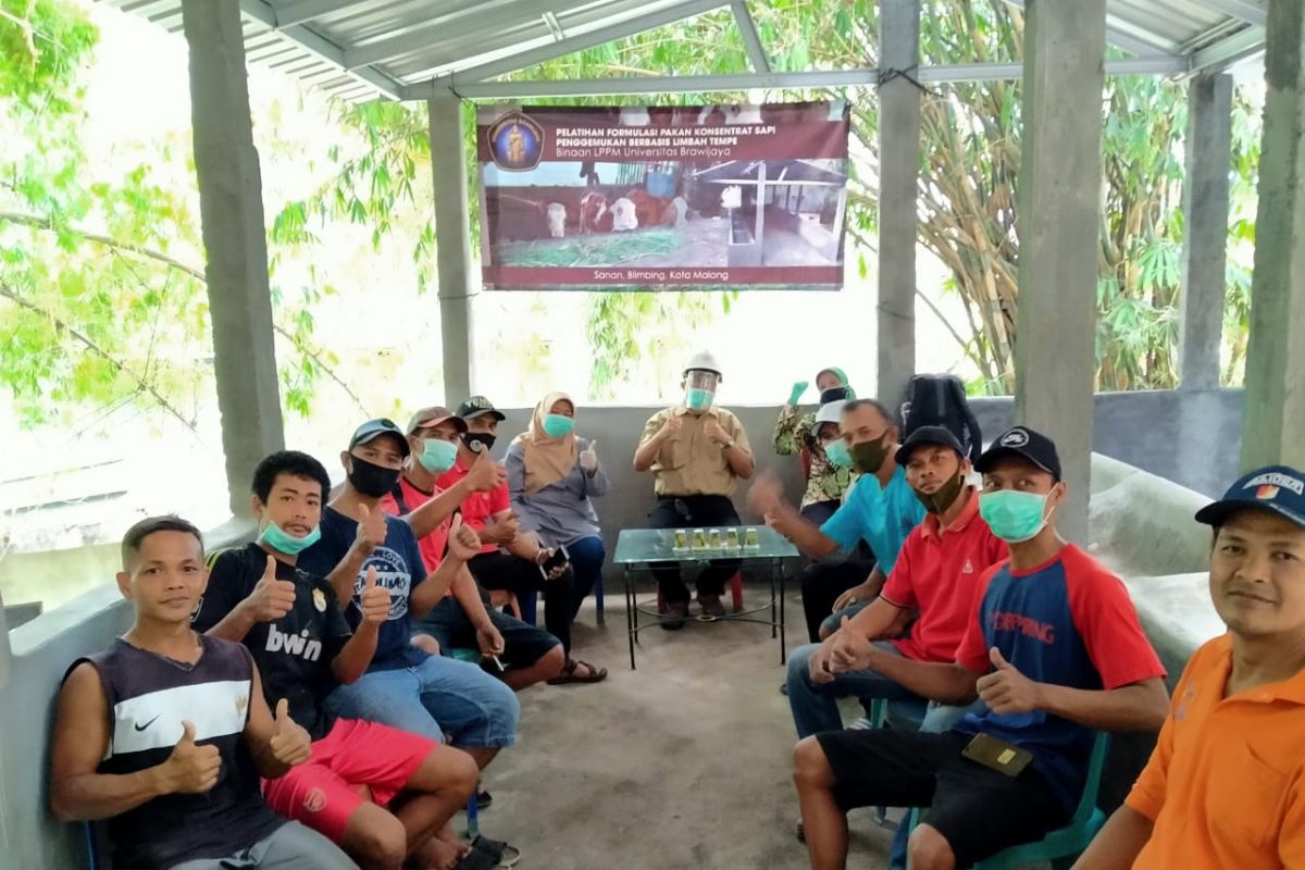 Tim doktor mengabdi UB jadikan Kampung Sanan percontohan urban farming