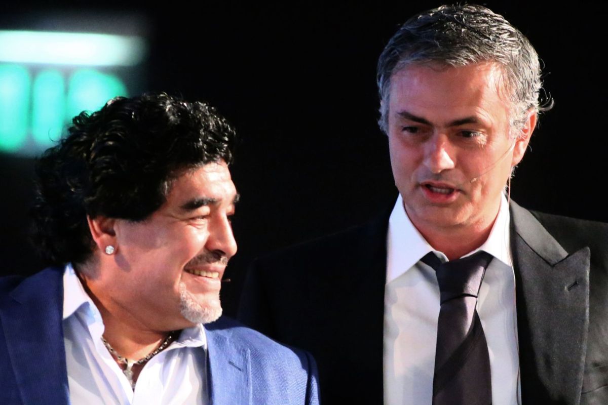 Maradona sering telpon Mourinho beri semangat jika timnya kalah