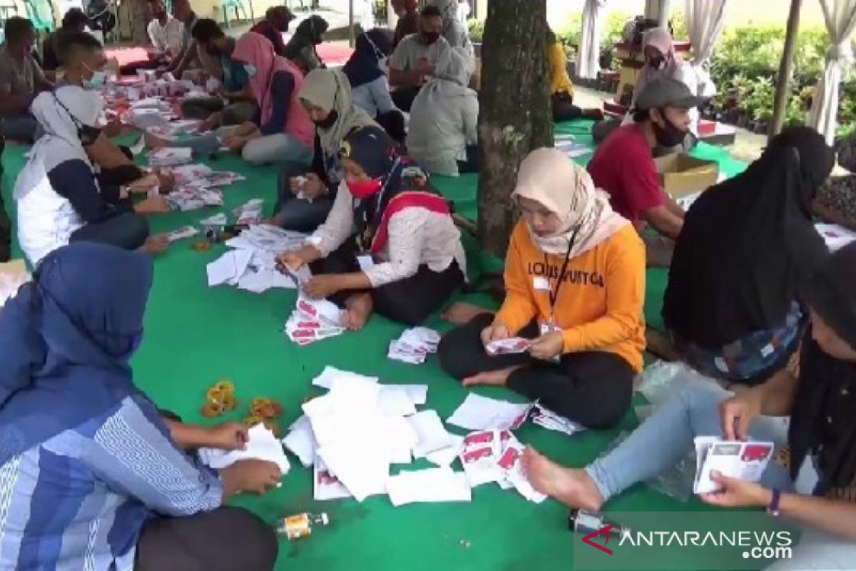 KPU Ngawi sortir surat suara Pilkada 2020