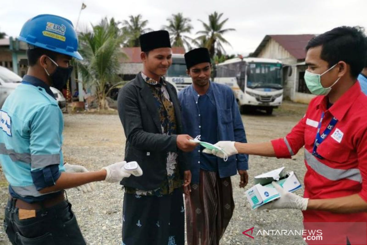 Mifa Bersaudara edukasi protokol kesehatan untuk jamaah shalat Jumat