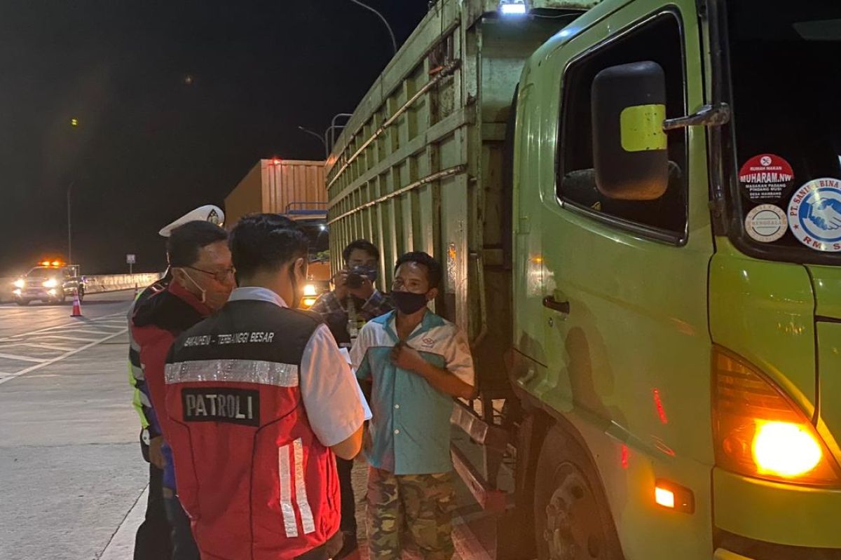 HK ruas Bakter gelar "operasi ngantuk" di KM 116 Jalur B Tol Trans Sumatera