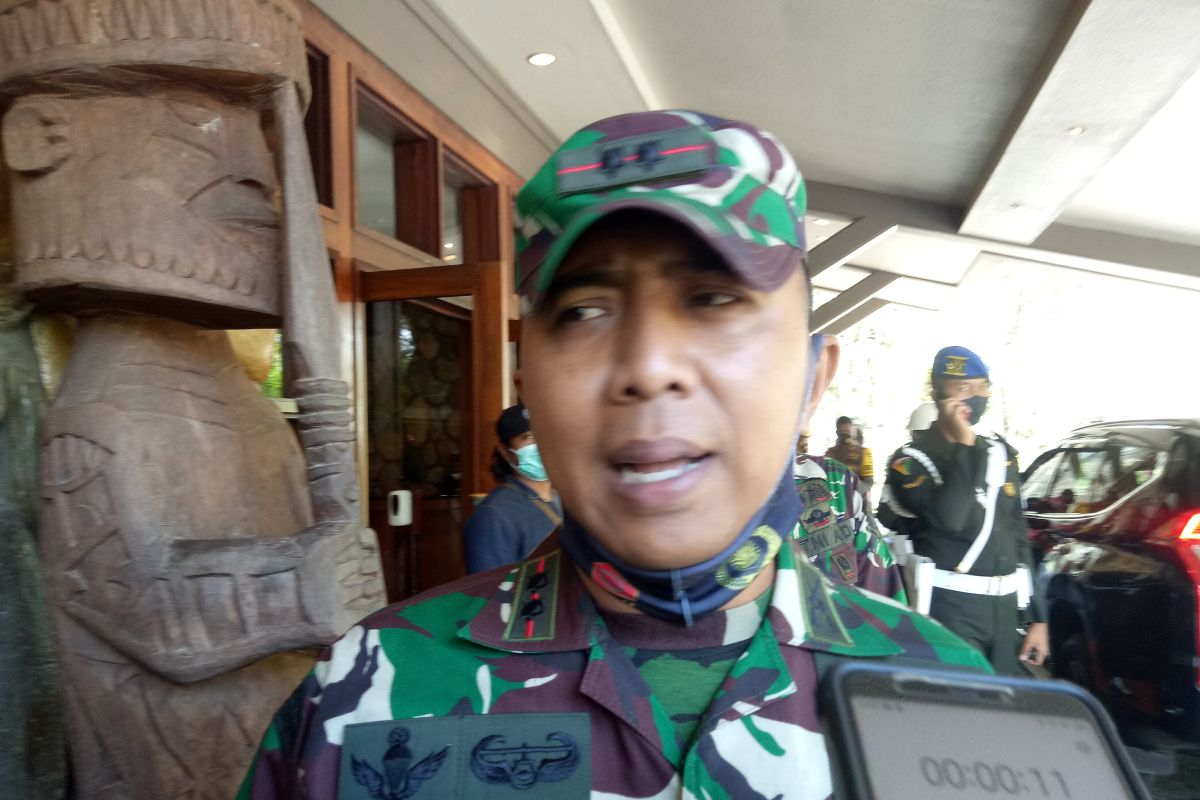 TNI melibatkan para tokoh masyarakat cari prajurit hilang