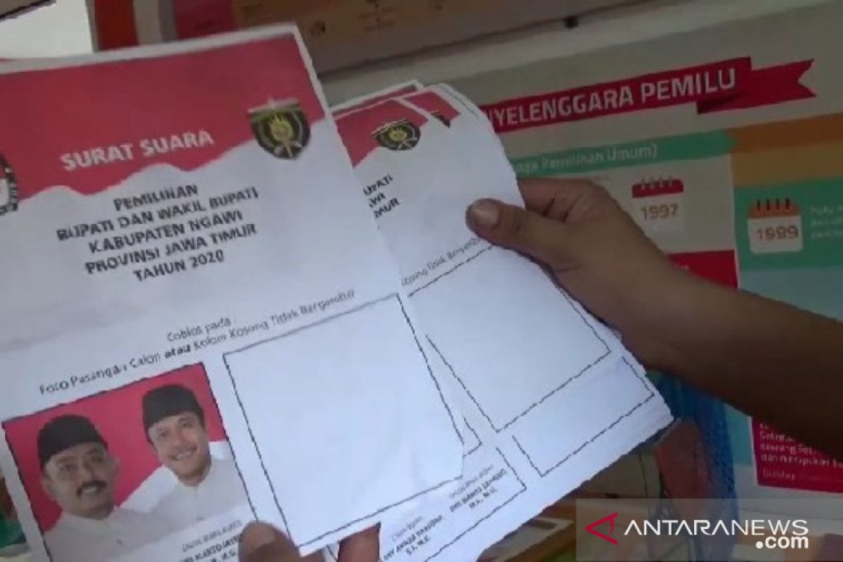 KPU Ngawi temukan 112 surat suara pilkada rusak