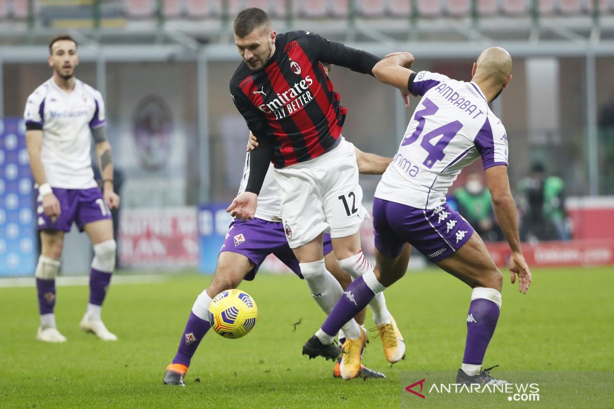 AC Milan unggul lima poin di klasemen sementara usai taklukkan Fiorentina