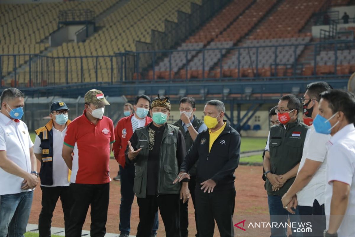 Menpora tinjau kelengkapan stadion Si Jalak Harupat untuk Piala Dunia U-20